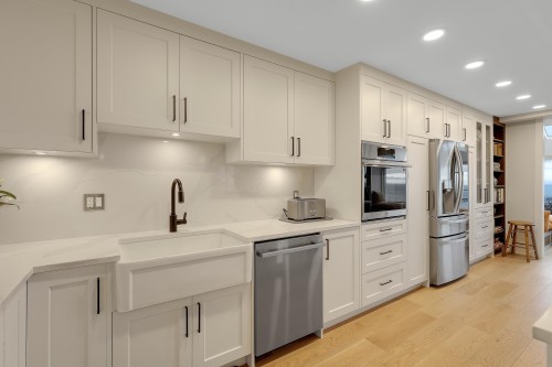 204-15165 Marine Drive, White Rock, BC 