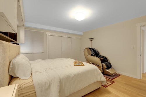 204-15165 Marine Drive, White Rock, BC 