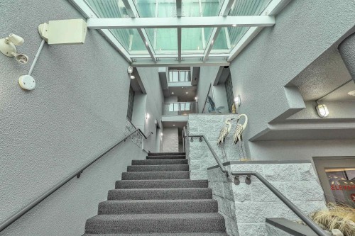 204-15165 Marine Drive, White Rock, BC 