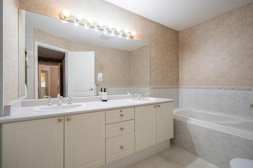 51-8555 209 Street, Langley, BC 