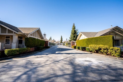 51-8555 209 Street, Langley, BC 