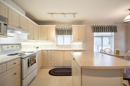 51-8555 209 Street, Langley, BC 