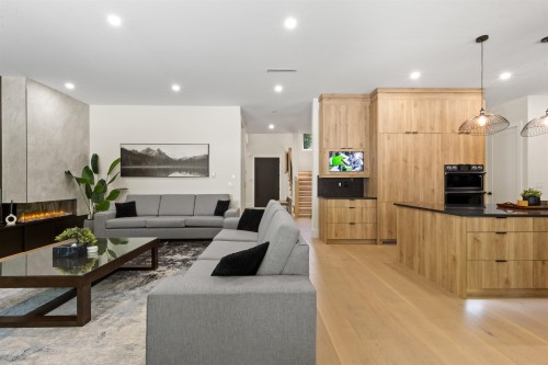 13093 98A Avenue, Surrey, BC 