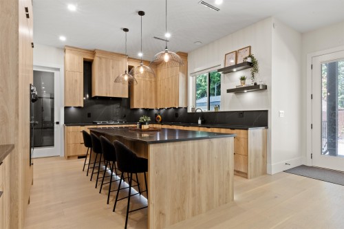 13093 98A Avenue, Surrey, BC 