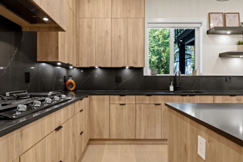 13093 98A Avenue, Surrey, BC 