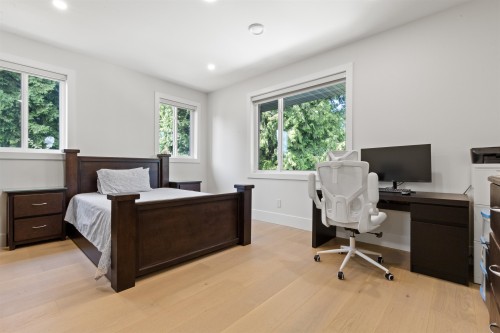 13093 98A Avenue, Surrey, BC 