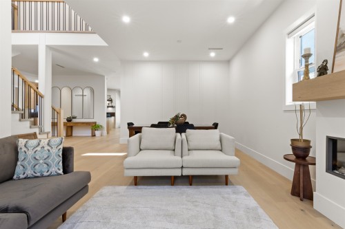 13093 98A Avenue, Surrey, BC 