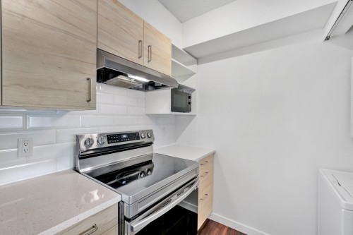 803-9830 Whalley Boulevard, Surrey, BC 