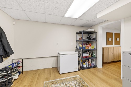 11516 97 Avenue, Surrey, BC 