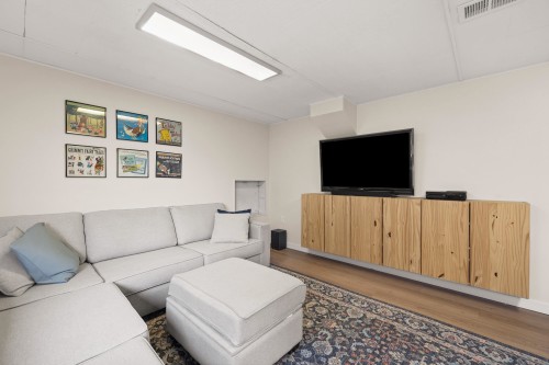 11516 97 Avenue, Surrey, BC 