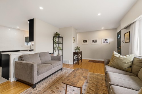 11516 97 Avenue, Surrey, BC 