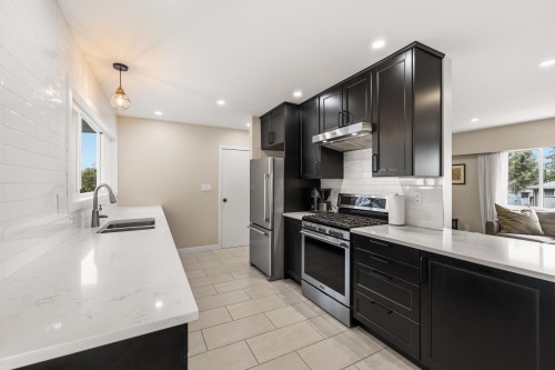 11516 97 Avenue, Surrey, BC 