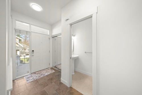 13-15237 36 Avenue, Surrey, BC 