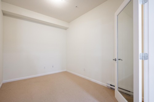 202-15388 101 Avenue, Surrey, BC 