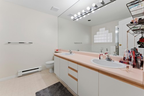 51-15840 84 Avenue, Surrey, BC 