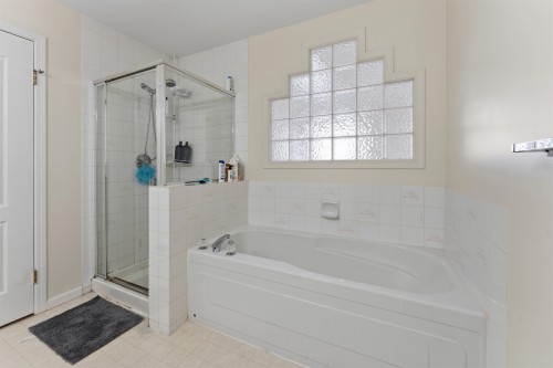 51-15840 84 Avenue, Surrey, BC 