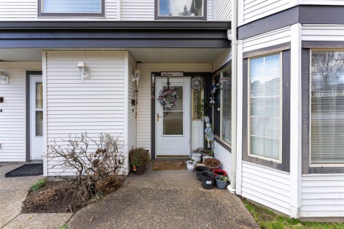 51-15840 84 Avenue, Surrey, BC 