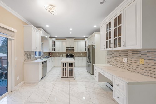 14621 81A Avenue, Surrey, BC 