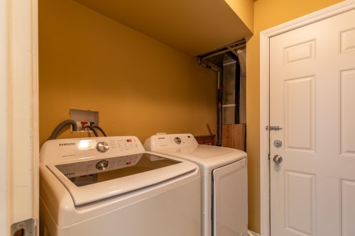 32967 Egglestone Avenue, Mission, BC 