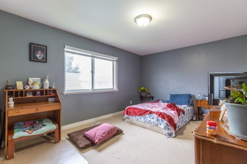 32967 Egglestone Avenue, Mission, BC 