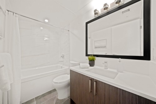 8-13350 Central Avenue, Surrey, BC 