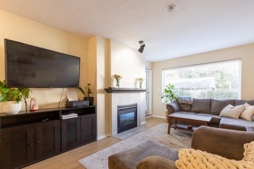 208-33599 2 Avenue, Mission, BC 