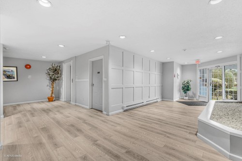 204-32950 Amicus Place, Abbotsford, BC 