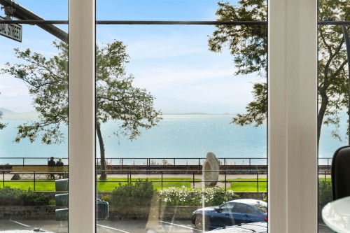 206-1119 Vidal Street, White Rock, BC 