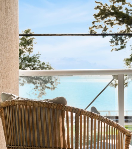 206-1119 Vidal Street, White Rock, BC 