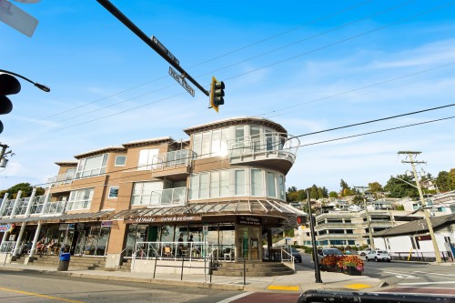 206-1119 Vidal Street, White Rock, BC 