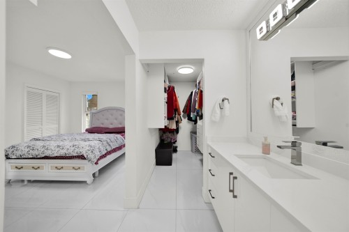 11488 140 Street, Surrey, BC 