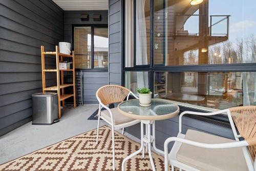 327-7506 199A Street, Langley, BC 