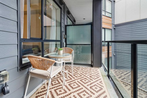 327-7506 199A Street, Langley, BC 