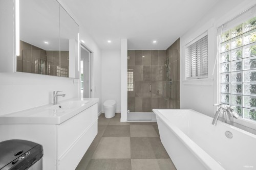 13658 19 Avenue, Surrey, BC 