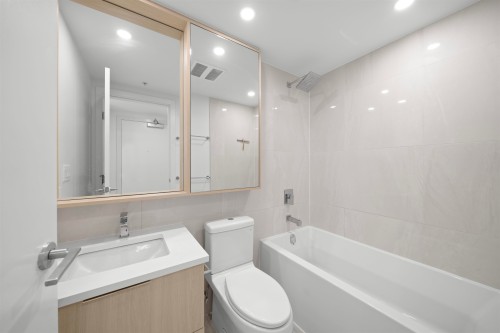 2108-13318 104 Avenue, Surrey, BC 