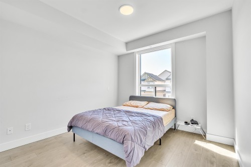 212-14818 60 Avenue, Surrey, BC 