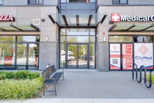 212-14818 60 Avenue, Surrey, BC 