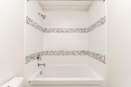 421-3323 151 Street, Surrey, BC 