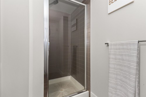 321-2565 Campbell Avenue, Abbotsford, BC 