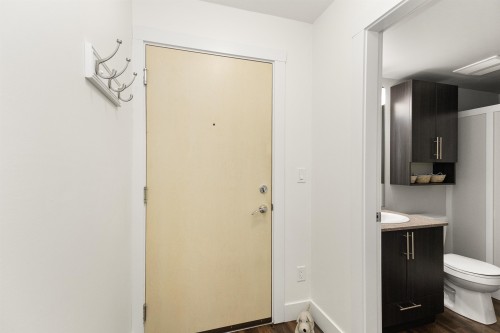 321-2565 Campbell Avenue, Abbotsford, BC 