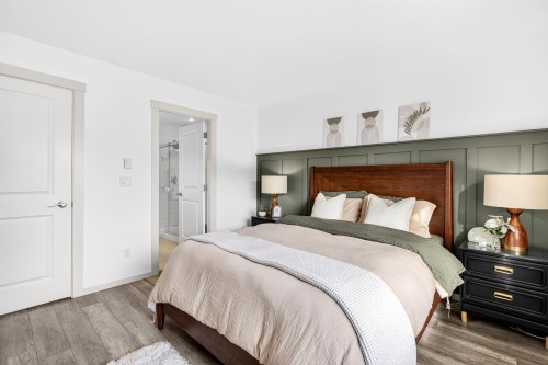 23-18983 72A Avenue, Surrey, BC 