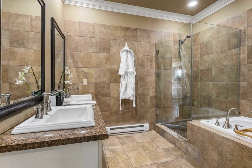 9729 216 Street, Langley, BC 