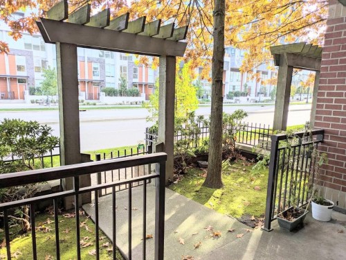 106-10499 University Drive, Surrey, BC 