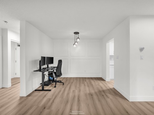 111-10698 151A Street, Surrey, BC 