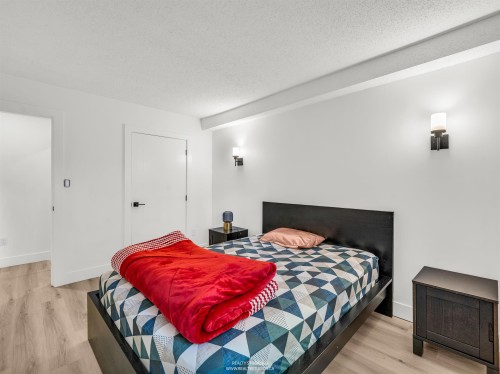 111-10698 151A Street, Surrey, BC 