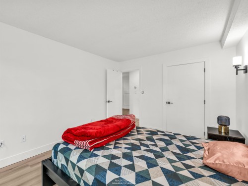 111-10698 151A Street, Surrey, BC 