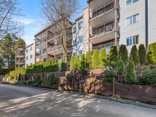 111-10698 151A Street, Surrey, BC 