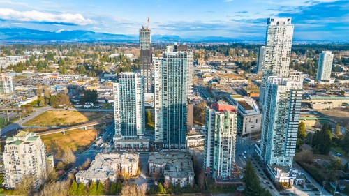 2007-10448 University Drive  Surrey, BC V3T 0S7