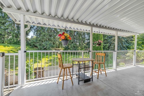 216 Davis Crescent, Langley, BC 