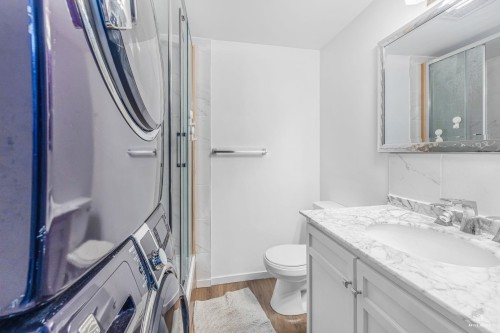 216 Davis Crescent, Langley, BC 